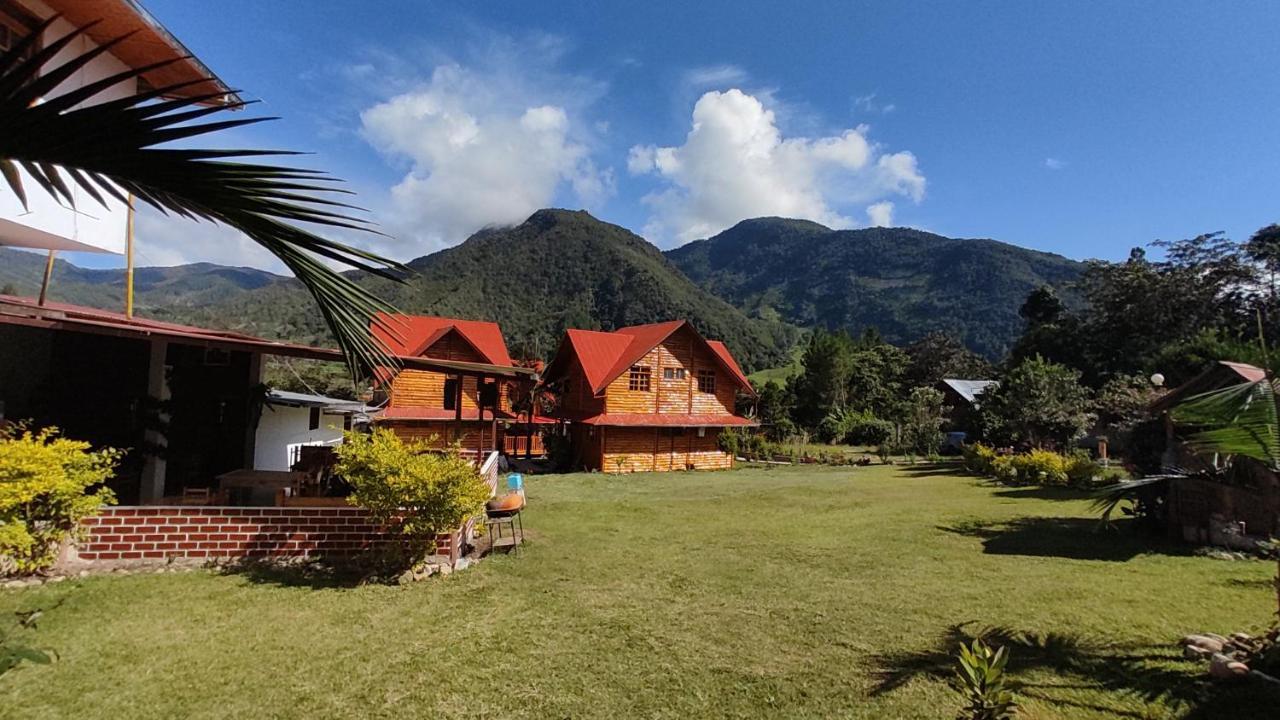 Elfen hospedaje familiar Oxapampa Exterior foto